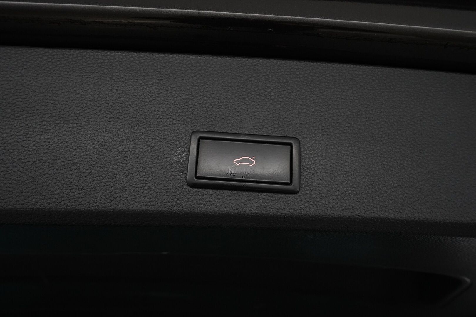 Seat Ateca 2018 1.4 TSI 150 ACT 4DRIVE Xcellence DSG *ACC / Peruutuskamera / Vetokoukku / Kaistavahti / Navi* - Suomi-auto / Jakohihna 12/2024 / Iso huolto 130tkm / Kahdet alumiinivanteet
