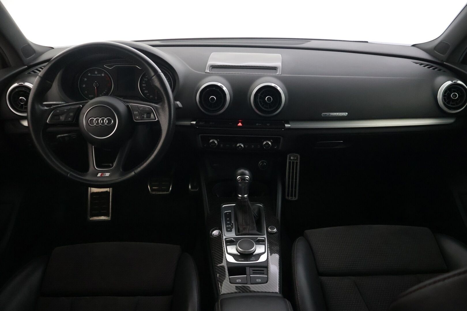 Audi A3 2017 Sedan S-Line Business Sport 2,0 TFSI 140 kW quattro - | Suomi-auto | S-Line | ACC | Lohkolämmitin | Keyless-Go | LED | Sport-istuimet | Tutkat | 