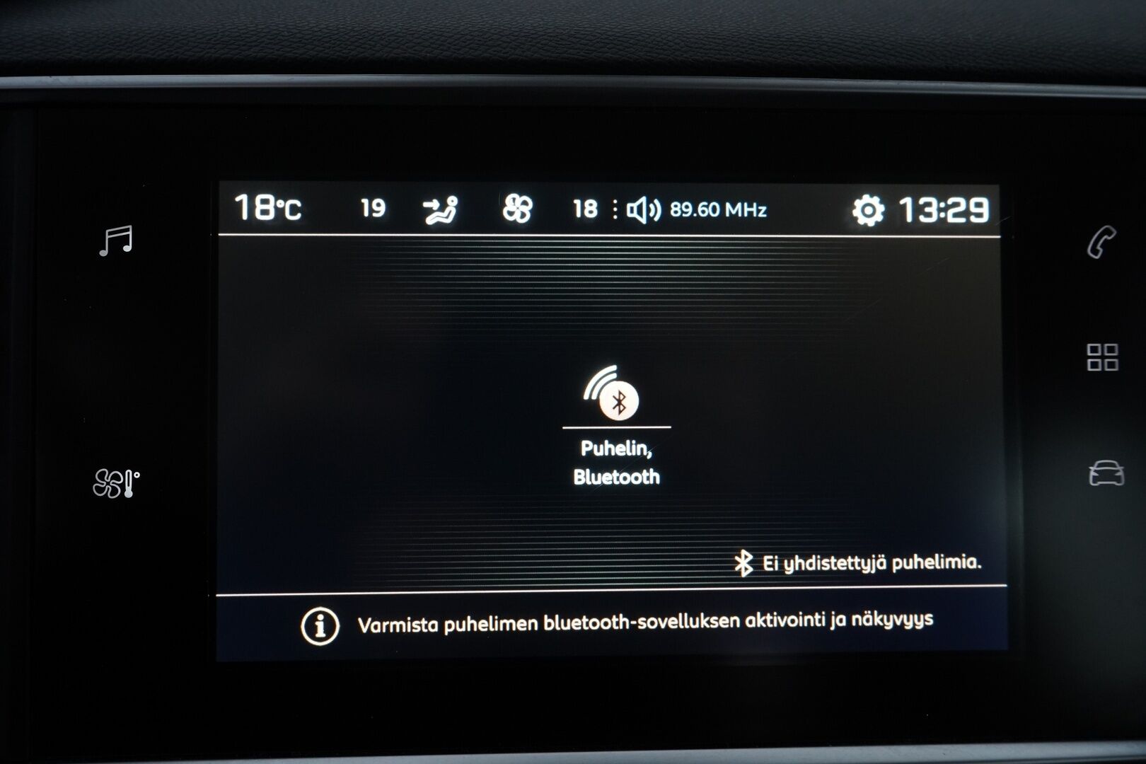 Peugeot 308 2018 SW Active PureTech 130 Automaatti *Lohko / BT / Vakkari* - Juuri huollettu / Seuraava katsastus 30.11.2026