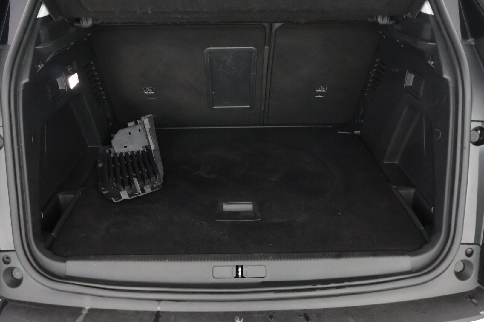 Peugeot 3008 2018 Allure PureTech 130 Automaatti - YritysOutlet - Myydään vain yrityksille - Lohkolämmitin / P-Tutkat / Blis / Vakkari / Carplay / Jakohihna vaihdettu*