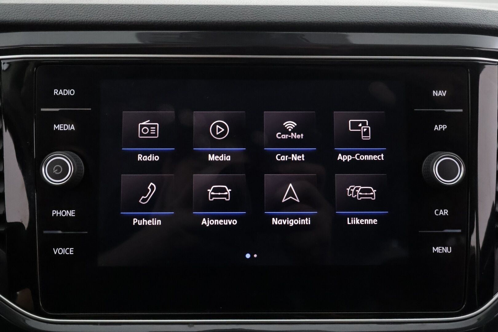 Volkswagen T-Roc 2018 Sport 2,0 TDI SCR 110 kW (150 hv) 4MOTION DSG-automaatti - | ACC | Webasto | Koukku | Digimittaristo | Keyless | Lane Assist | LED | Apple & Android | Lämm. ratti | Puolinahat | Sähk. takaluukku | 2x renkaat aluin | - KORKO VAIN 3,99 %