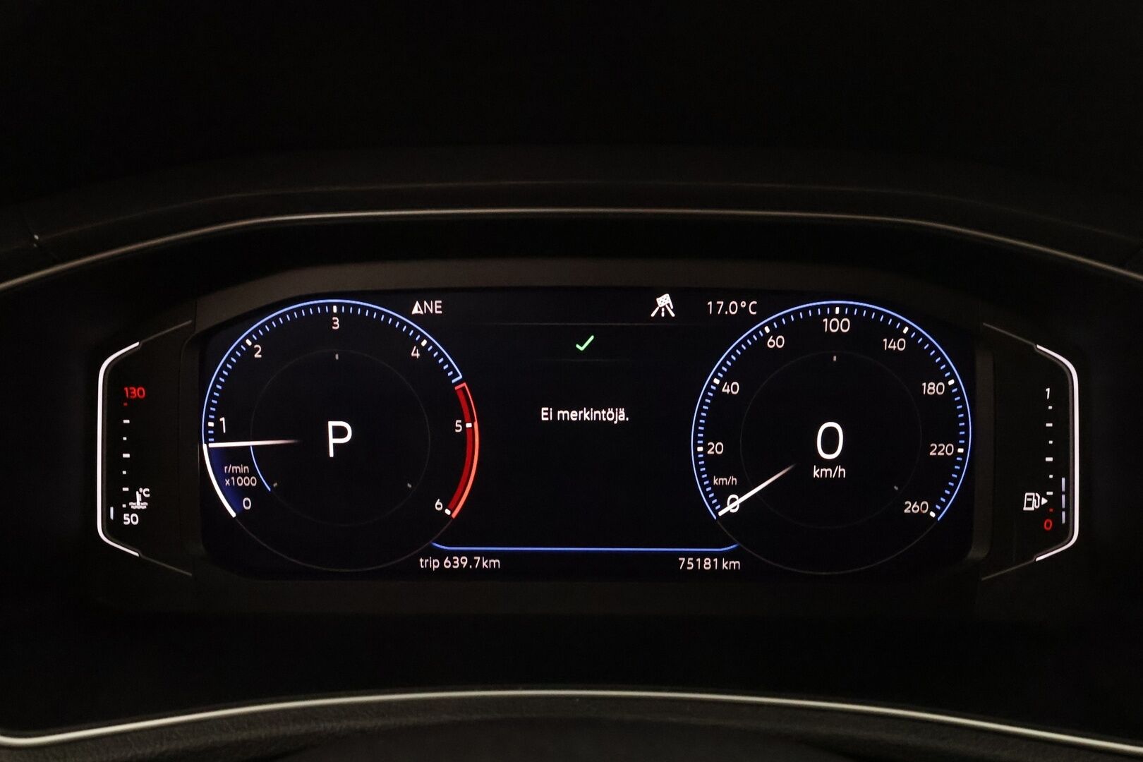 Volkswagen T-Roc 2018 Sport 2,0 TDI SCR 110 kW (150 hv) 4MOTION DSG-automaatti - | ACC | Webasto | Koukku | Digimittaristo | Keyless | Lane Assist | LED | Apple & Android | Lämm. ratti | Puolinahat | Sähk. takaluukku | 2x renkaat aluin | - KORKO VAIN 3,99 %