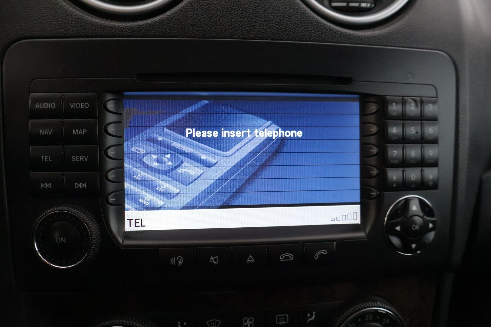 Mercedes-Benz ML 63 AMG 2007 - YritysOutlet - Myydään vain yrityksille * Harman/Kardon / Koukku / Adapt. vakkari / Keyless Go /  Kattoluukku  * - – Tämä auto myydään YritysOutlet -valikoimasta vain yritykselle / Puhdas leima 10/2026 saakka! / Kattavasti huollettu / 2x renkaat!*