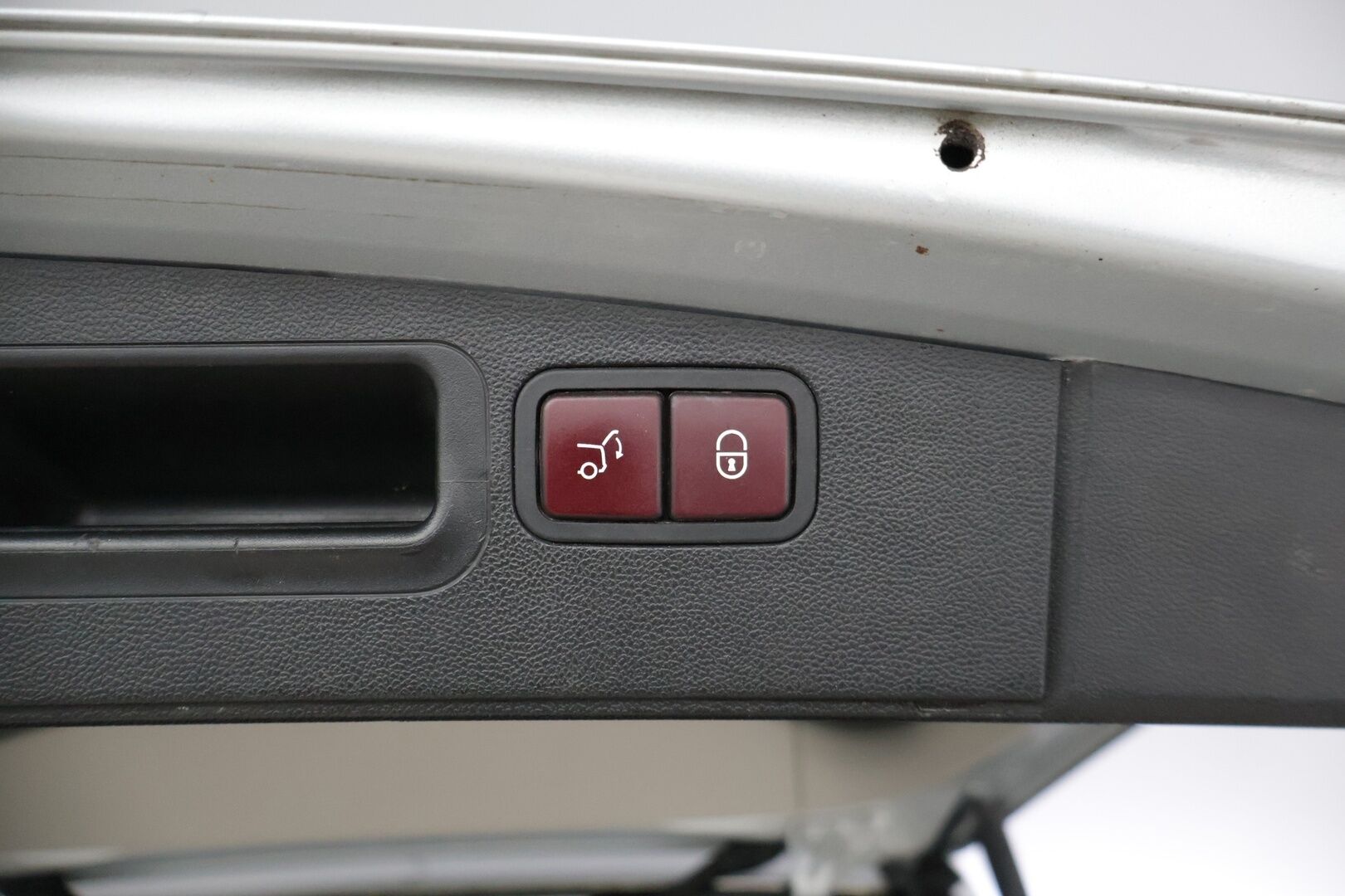 Mercedes-Benz ML 63 AMG 2007 - YritysOutlet - Myydään vain yrityksille * Harman/Kardon / Koukku / Adapt. vakkari / Keyless Go /  Kattoluukku  * - – Tämä auto myydään YritysOutlet -valikoimasta vain yritykselle / Puhdas leima 10/2026 saakka! / Kattavasti huollettu / 2x renkaat!*