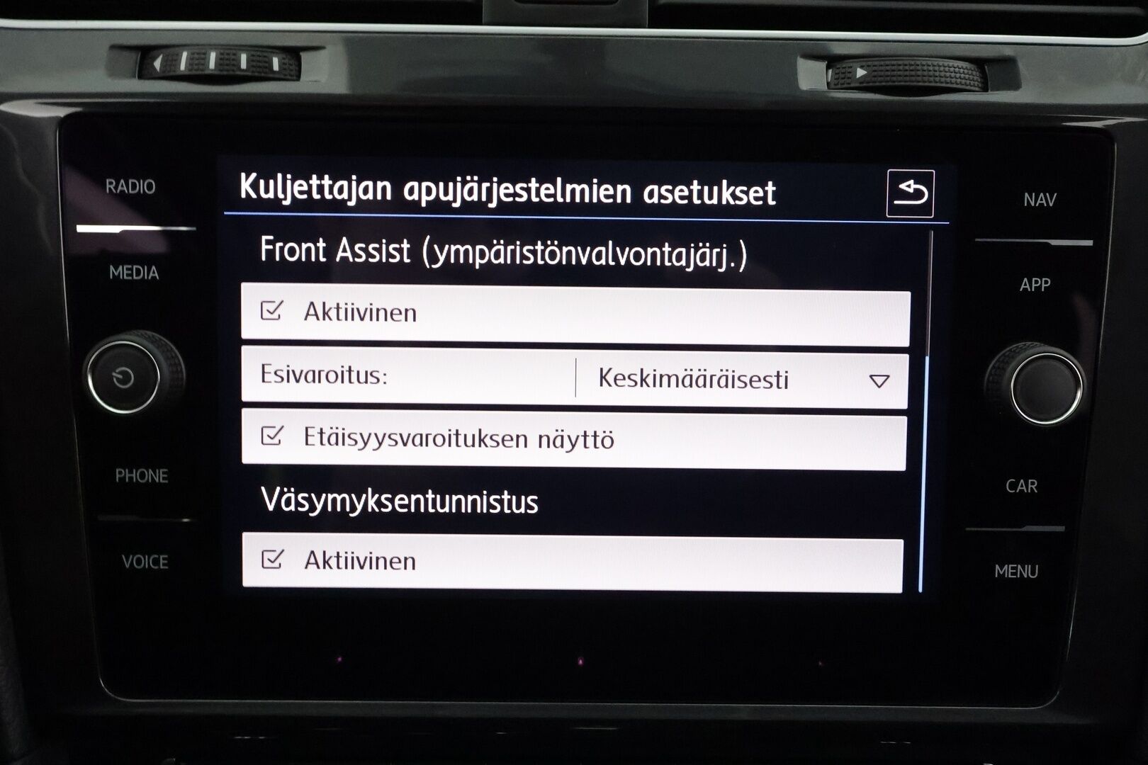Volkswagen Golf 2018 2.0 TDI Variant Alltrack 110 kW 4MOTION DSG-automaatti Winter Edition * ACC / Webasto / Koukku / Digimittaristo * - KATSO MIHIN HINTAAN! / Suomi-auto / Juuri katsastettu / Kahdet renkaat OEM aluvantein / Mekatroniikka uusittu Viimeisin huolto 159tkm / Säntilliset huollot