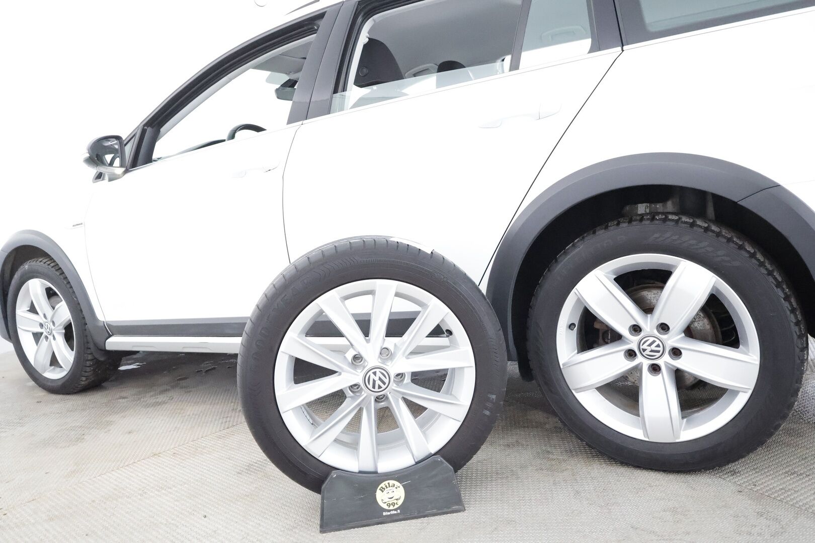 Volkswagen Golf 2018 Variant Alltrack 2,0 TDI 110 kW 4MOTION DSG-automaatti Winter Edition * ACC / Webasto / Koukku / Digimittaristo * - Suomi-auto / Juuri katsastettu / Kahdet renkaat OEM aluvantein / Mekatroniikka uusittu Viimeisin huolto 159tkm / Säntilliset huollot