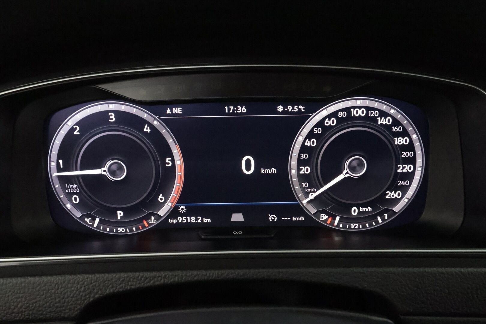 Volkswagen Golf 2018 2.0 TDI Variant Alltrack 110 kW 4MOTION DSG-automaatti Winter Edition * ACC / Webasto / Koukku / Digimittaristo * - KATSO MIHIN HINTAAN! / Suomi-auto / Juuri katsastettu / Kahdet renkaat OEM aluvantein / Mekatroniikka uusittu Viimeisin huolto 159tkm / Säntilliset huollot