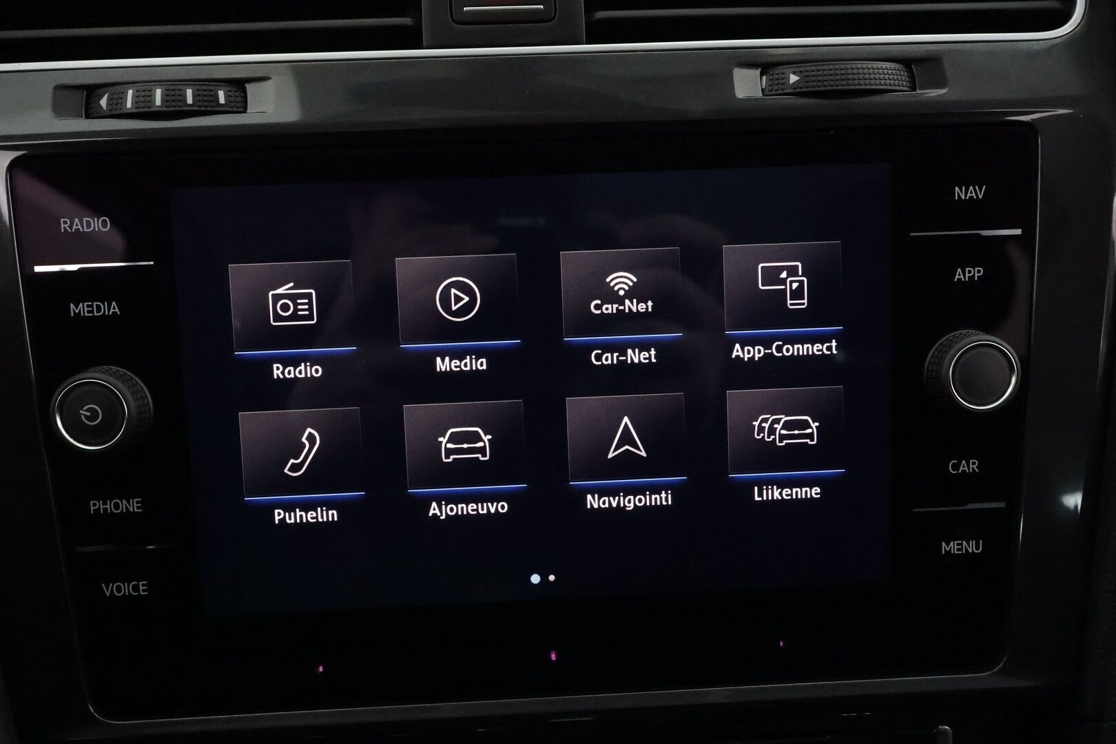 Volkswagen Golf 2018 Variant Alltrack 2,0 TDI 110 kW 4MOTION DSG-automaatti Winter Edition * ACC / Webasto / Koukku / Digimittaristo * - Suomi-auto / Juuri katsastettu / Kahdet renkaat OEM aluvantein / Mekatroniikka uusittu Viimeisin huolto 159tkm / Säntilliset huollot