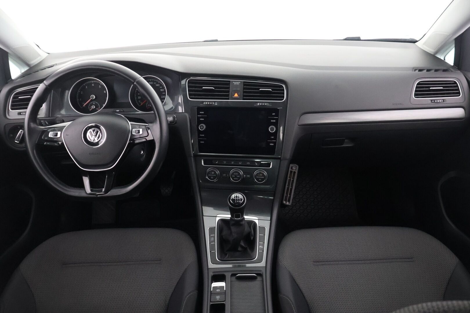 Volkswagen Golf 2018 Comfortline 1,5 TSI EVO 96 kW (130 hv) BLUEMOTION - ACC | P-Kamera | Apple & Android | Lohko+sisä | 2x Renkaat | Suomi-auto |