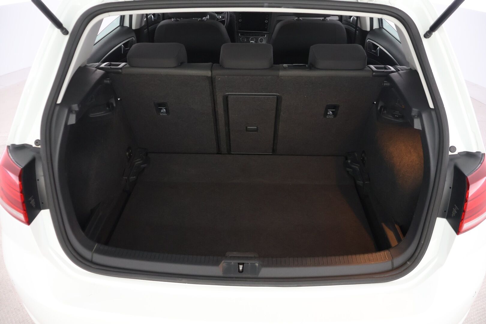 Volkswagen Golf 2018 Comfortline 1,5 TSI EVO 96 kW (130 hv) BLUEMOTION - ACC | P-Kamera | Apple & Android | Lohko+sisä | 2x Renkaat | Suomi-auto |