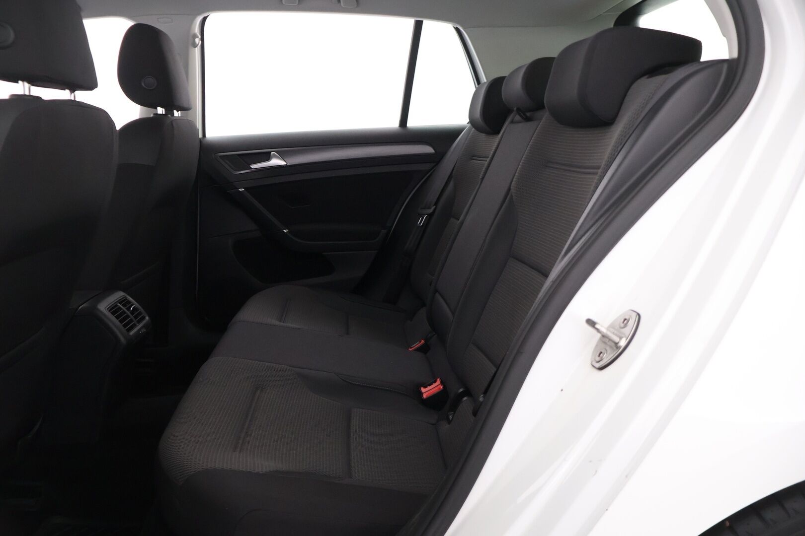 Volkswagen Golf 2018 Comfortline 1,5 TSI EVO 96 kW (130 hv) BLUEMOTION - ACC | P-Kamera | Apple & Android | Lohko+sisä | 2x Renkaat | Suomi-auto |