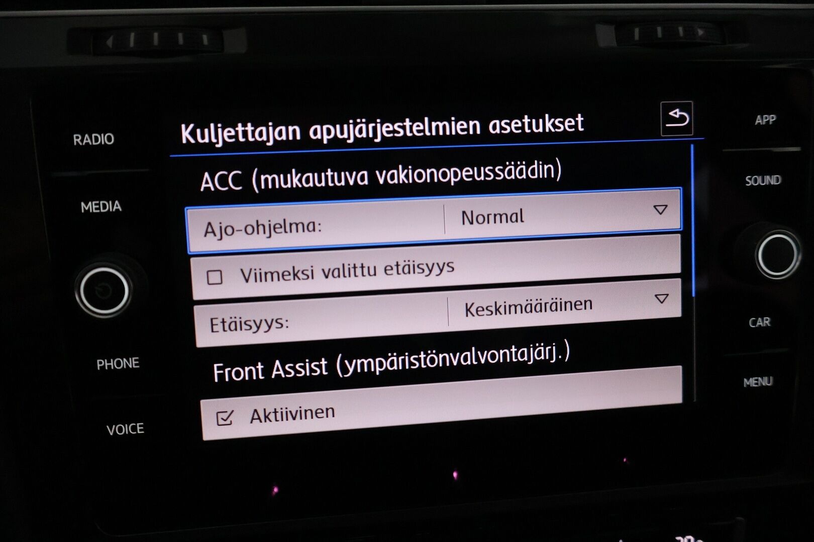 Volkswagen Golf 2018 Comfortline 1,5 TSI EVO 96 kW (130 hv) BLUEMOTION - ACC | P-Kamera | Apple & Android | Lohko+sisä | 2x Renkaat | Suomi-auto |