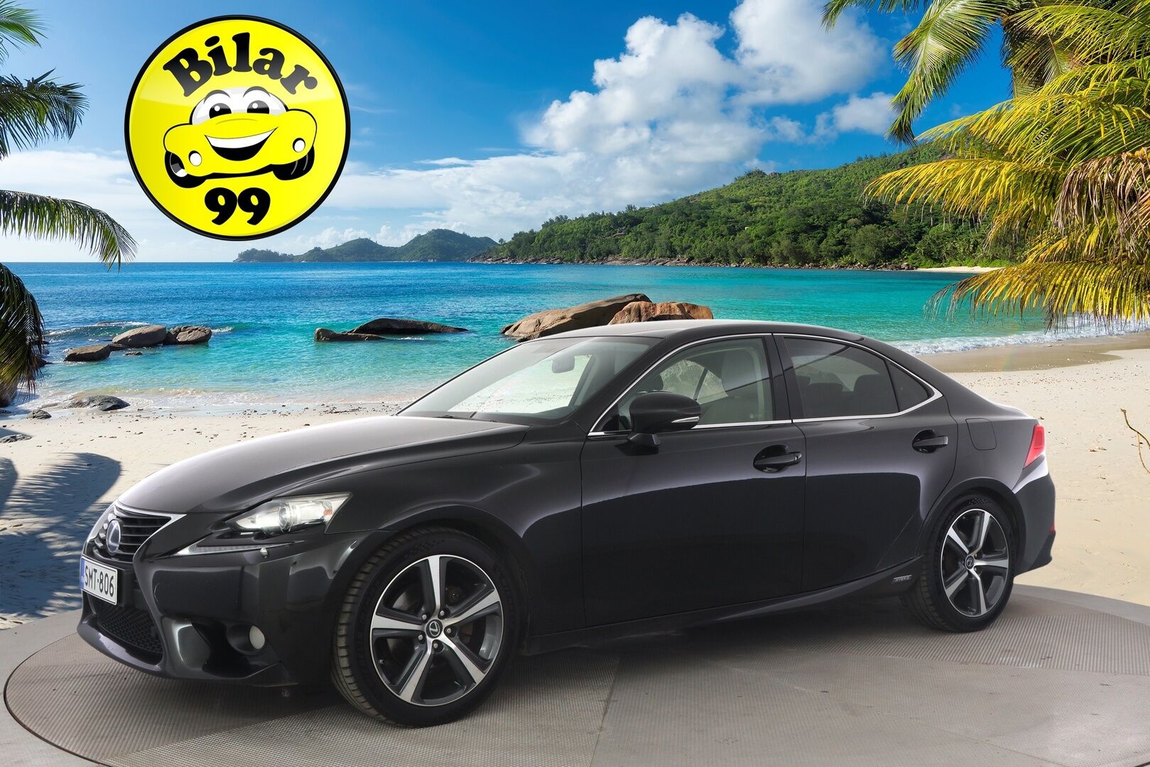 Lexus IS 2014 300h Comfort - *Merkkihuollettu / Bi- Xenon / Nahat / Lohkolämmitin / Navi*