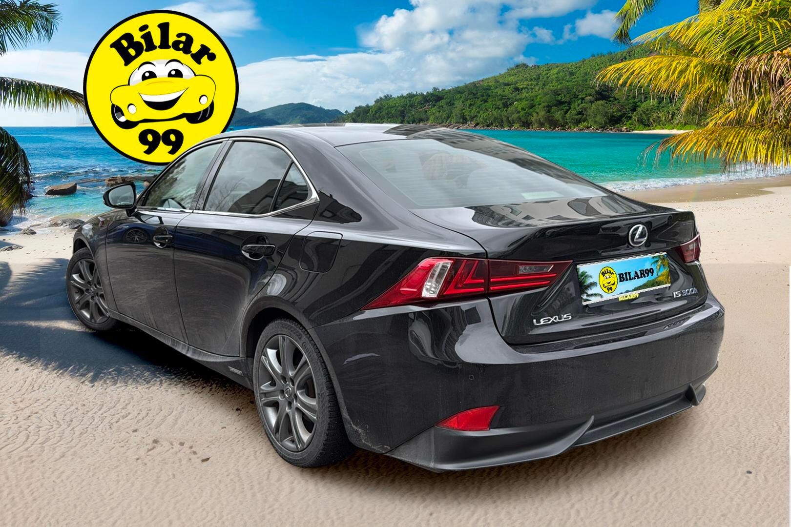 Lexus IS 2014 300h Comfort - *Merkkihuollettu / Bi- Xenon / Nahat / Lohkolämmitin / Navi*