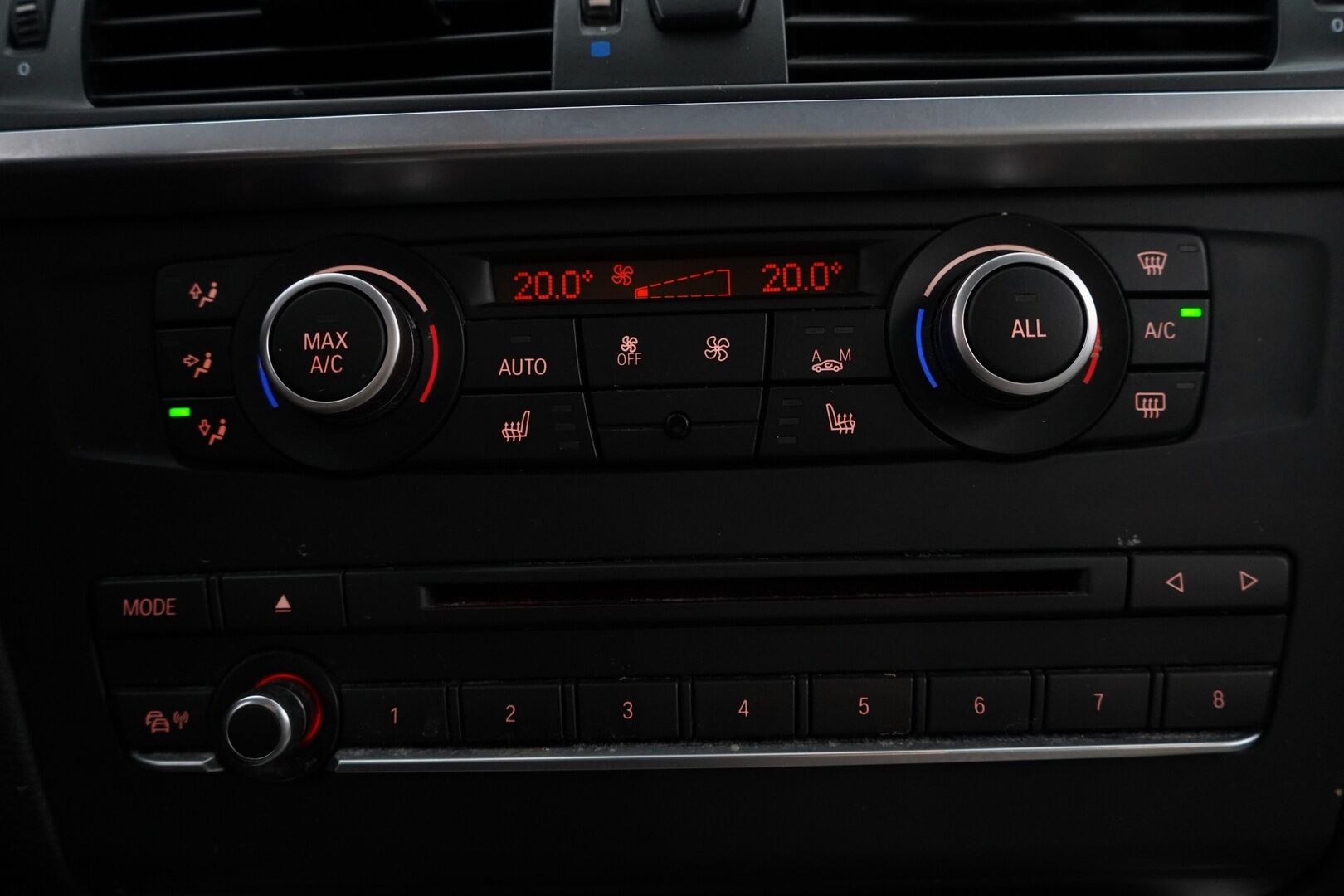 BMW X3 2013 MYYDÄÄN HUUTOKAUPAT.COM SIVUSTOLLA - MYYDÄÄN HUUTOKAUPAT.COM SIVUSTOLLA