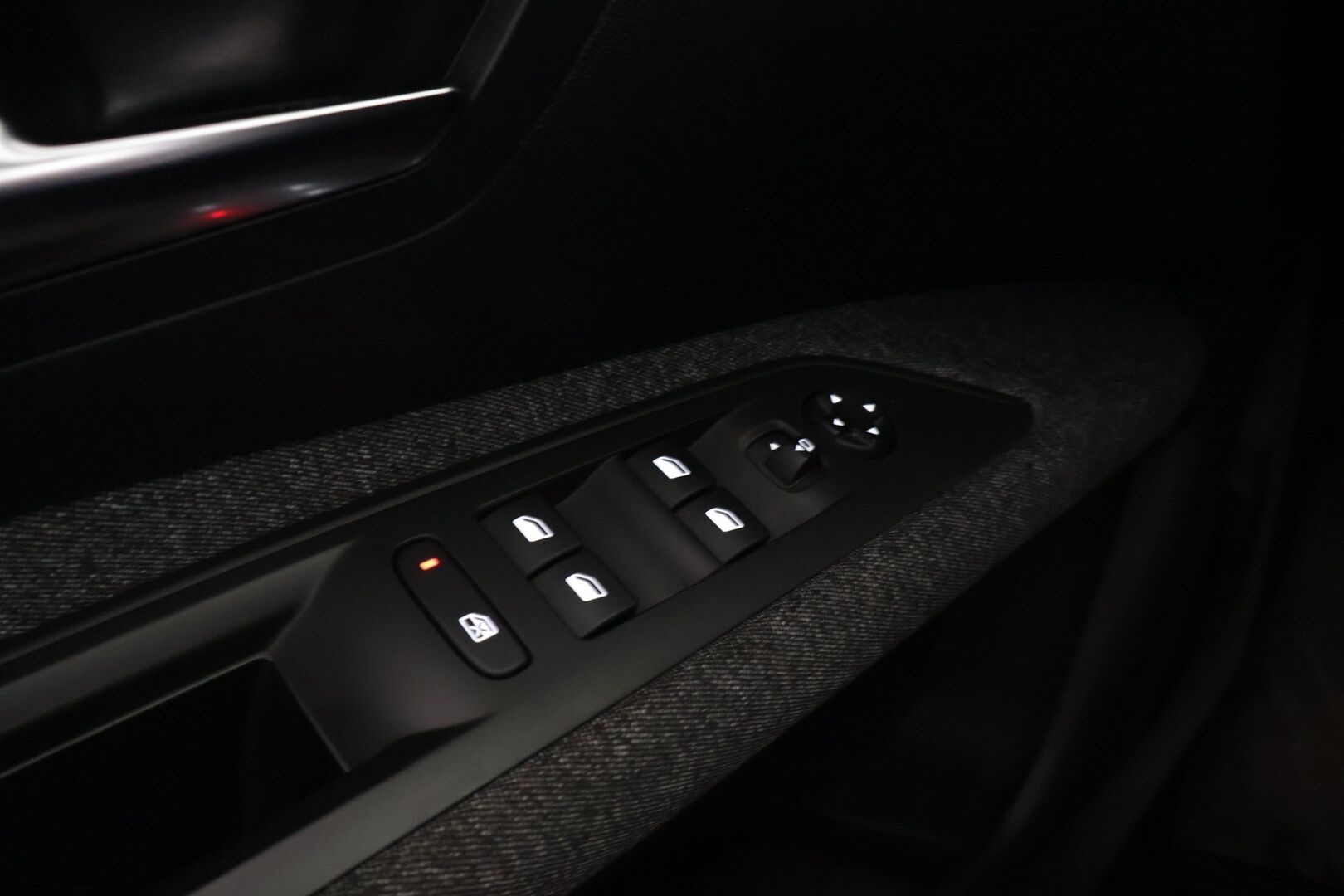 Peugeot 3008 2018 Active PureTech 130 Automaatti YritysOutlet - Myydään vain yrityksille - YritysOutlet - Myydään vain yrityksille