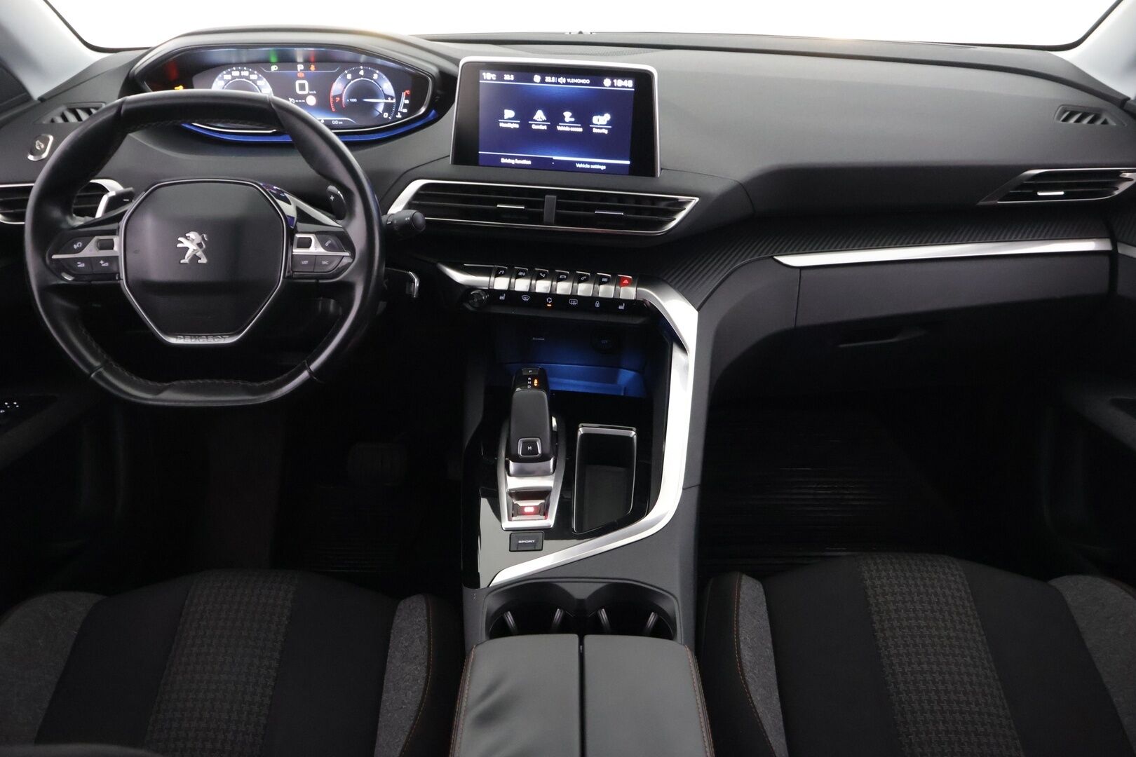 Peugeot 3008 2018 Active PureTech 130 Automaatti YritysOutlet - Myydään vain yrityksille - YritysOutlet - Myydään vain yrityksille