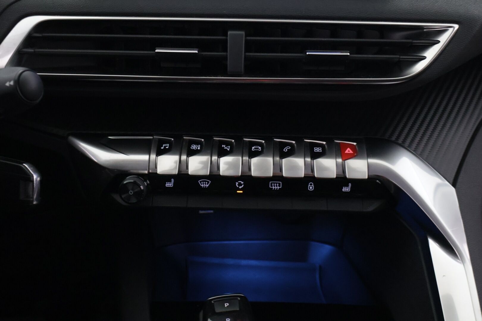 Peugeot 3008 2018 Active PureTech 130 Automaatti YritysOutlet - Myydään vain yrityksille - YritysOutlet - Myydään vain yrityksille