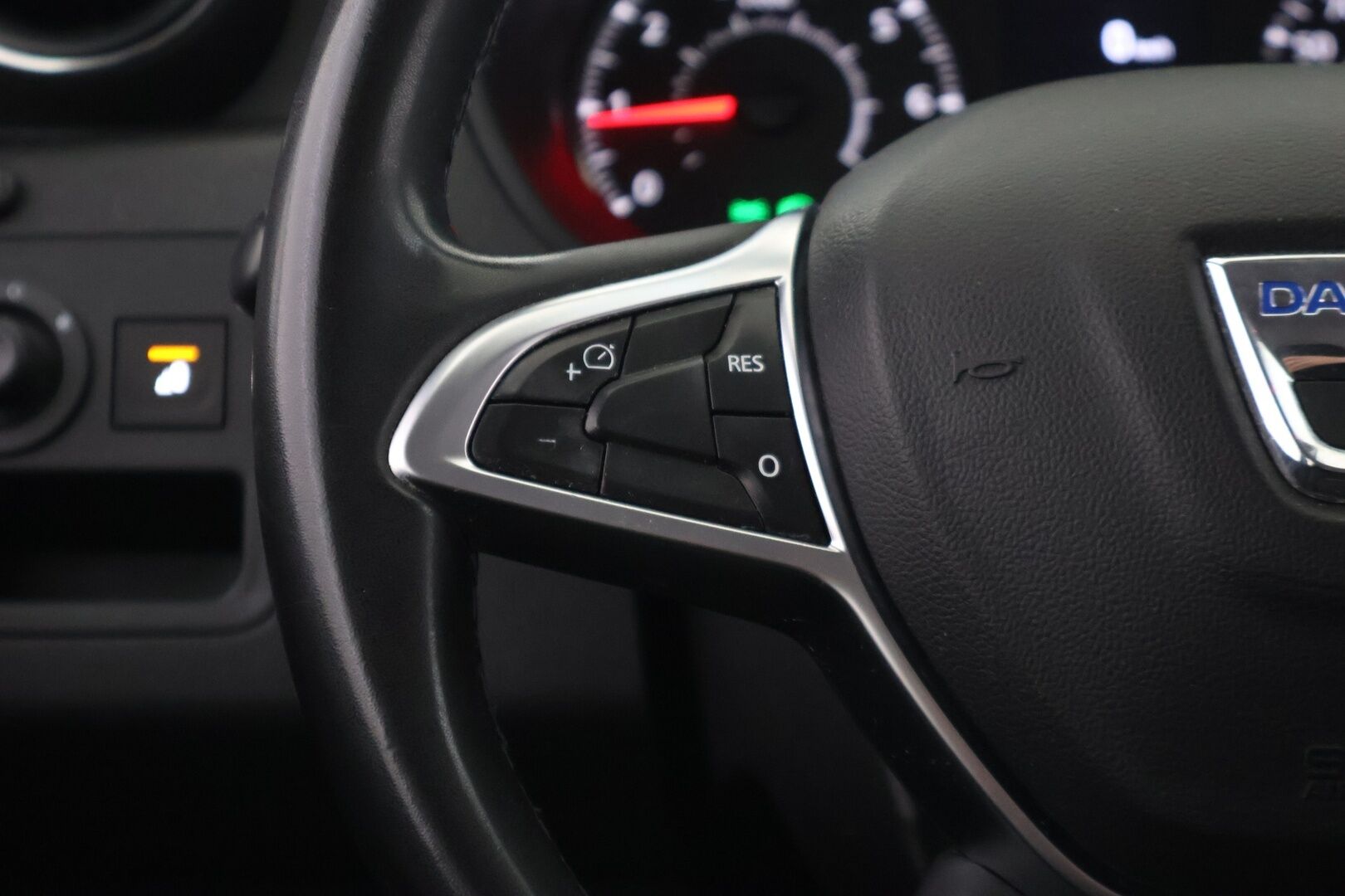 Dacia Duster 2018 dCi 110 EDC-aut 4x2 Prestige - | Webasto | P-kamera | Vakionopeudensäädin | BLIS |