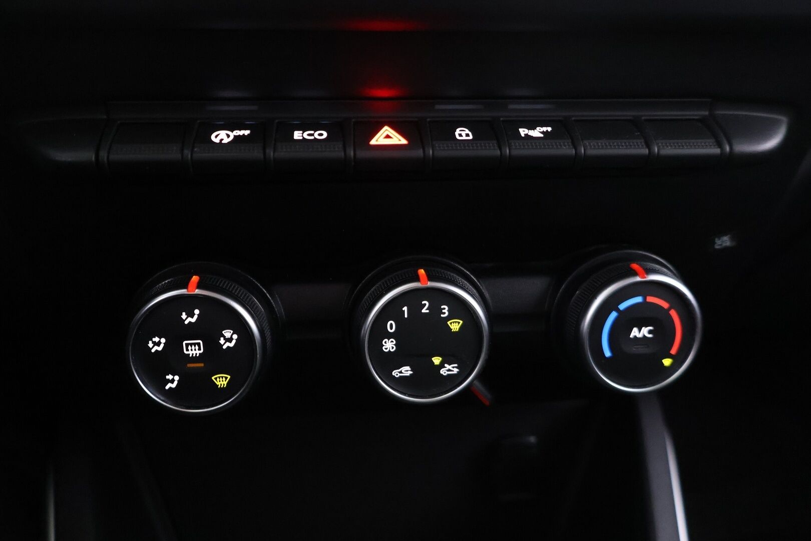 Dacia Duster 2018 dCi 110 EDC-aut 4x2 Prestige - | Webasto | P-kamera | Vakionopeudensäädin | BLIS |