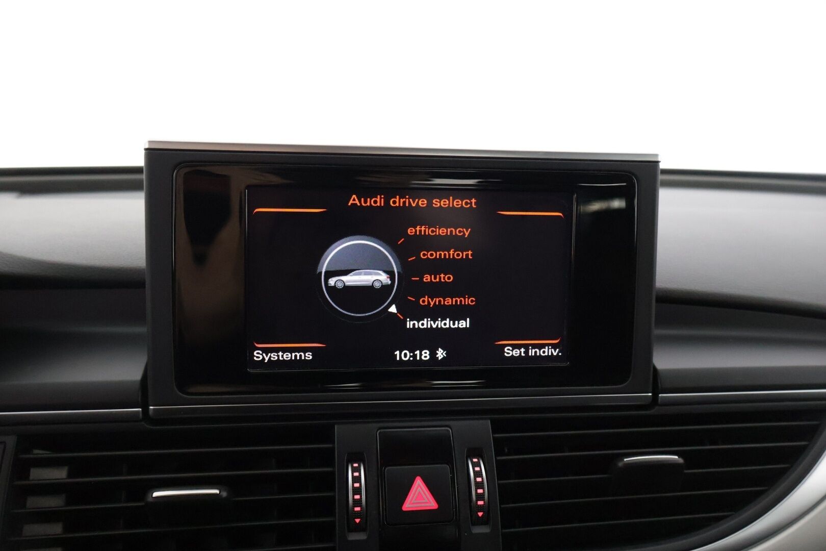Audi A6 2015 Avant Business Sport 3,0 V6 TDI 160 kW quattro S tronic * Vetokoukku / Tutkat / Vakkari / Sähkökontti / Sporttipenkit * - * Ketju vaihdettu juuri! / Juuri katsastettu / 2x Renkaat & Vanteet *
