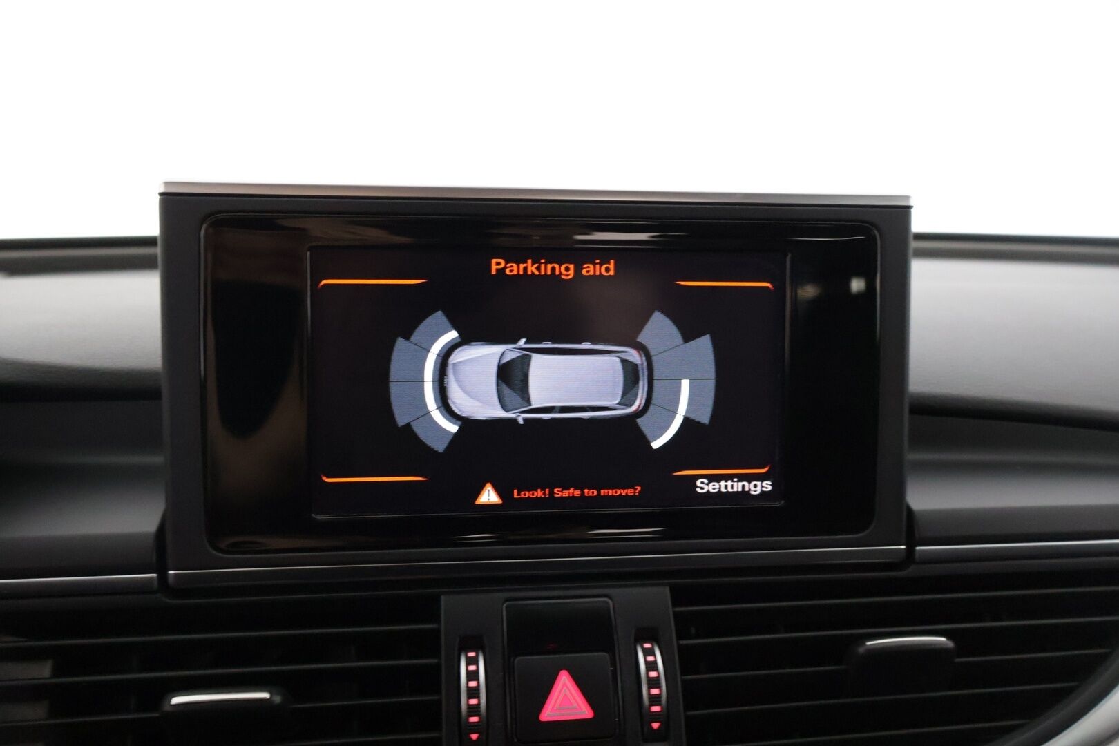 Audi A6 2015 Avant Business Sport 3,0 V6 TDI 160 kW quattro S tronic * Vetokoukku / Tutkat / Vakkari / Sähkökontti / Sporttipenkit * - * Ketju vaihdettu juuri! / Juuri katsastettu / 2x Renkaat & Vanteet *