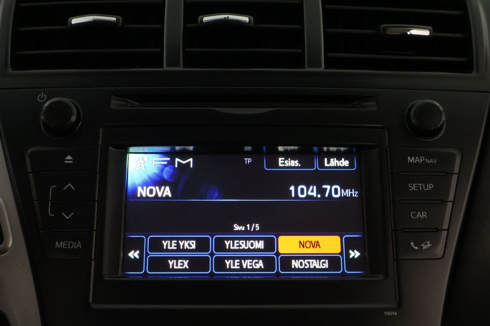 Toyota PRIUS+ 2013 1,8 Hybrid Premium * Vakkari / Navi / 7-Paikkainen / Digimittari / KeylessGo - Metalliväri / 2x Todella hyvät renkaat aluvantein / Juuri tullut Tampereelle! - HULLUT JOULUT KORKOTARJOUS 2,49% 