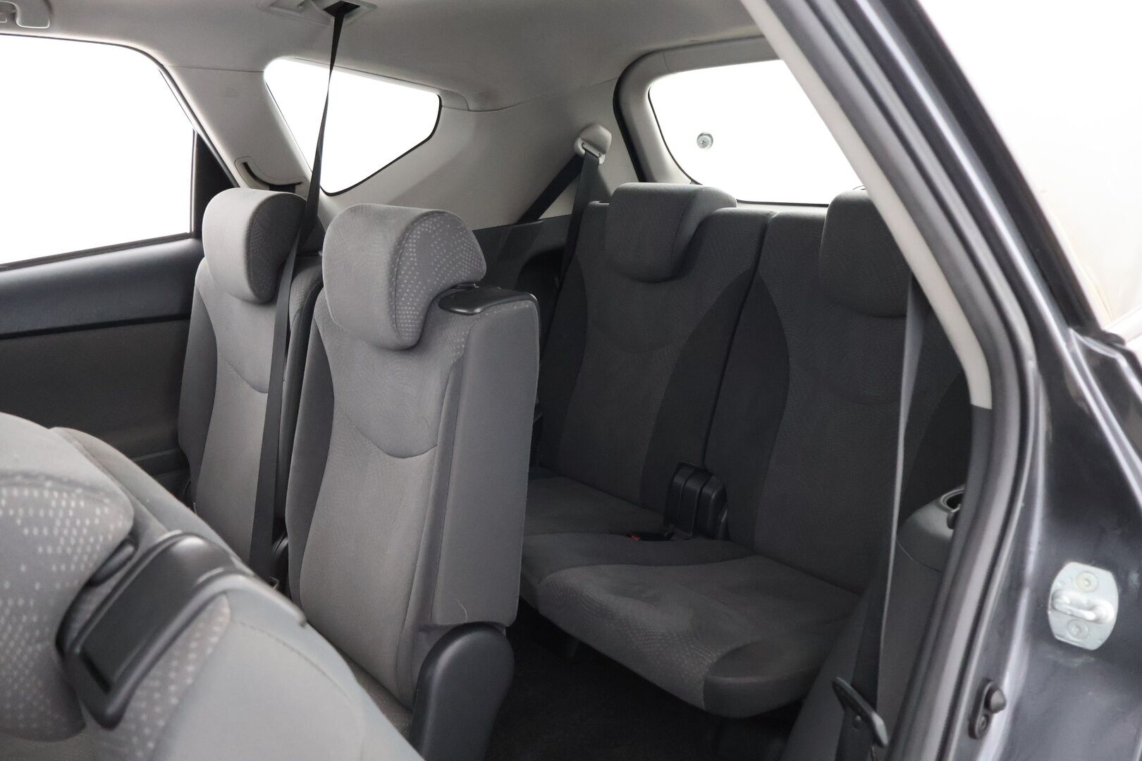 Toyota PRIUS+ 2013 1,8 Hybrid Premium * Vakkari / Navi / 7-Paikkainen / Digimittari / KeylessGo - Metalliväri / 2x Todella hyvät renkaat aluvantein / Juuri tullut Tampereelle! - HULLUT JOULUT KORKOTARJOUS 2,49% 