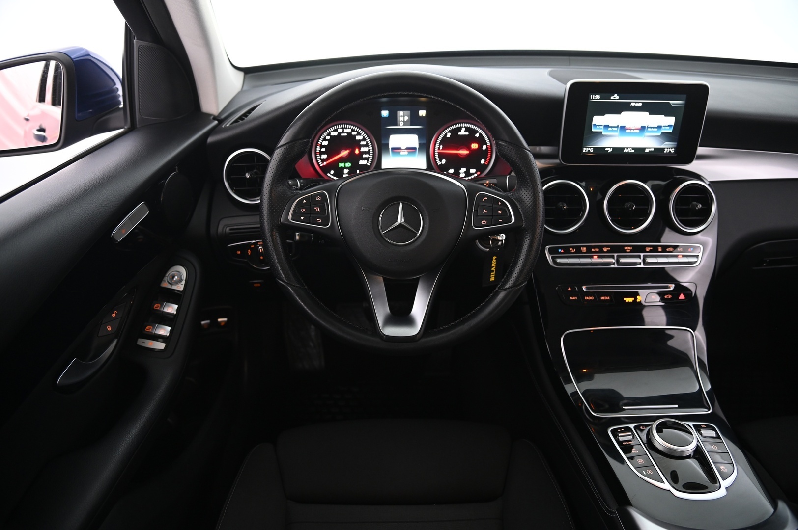 Mercedes-Benz GLC 2018 250 d 4Matic A Suomi Edition - 1-omisteinen Suomi-auto | Merkkihuollettu | Koukku | Webasto | IHC+ | P.Kamera | 2x renkaat&alumiinivanteet