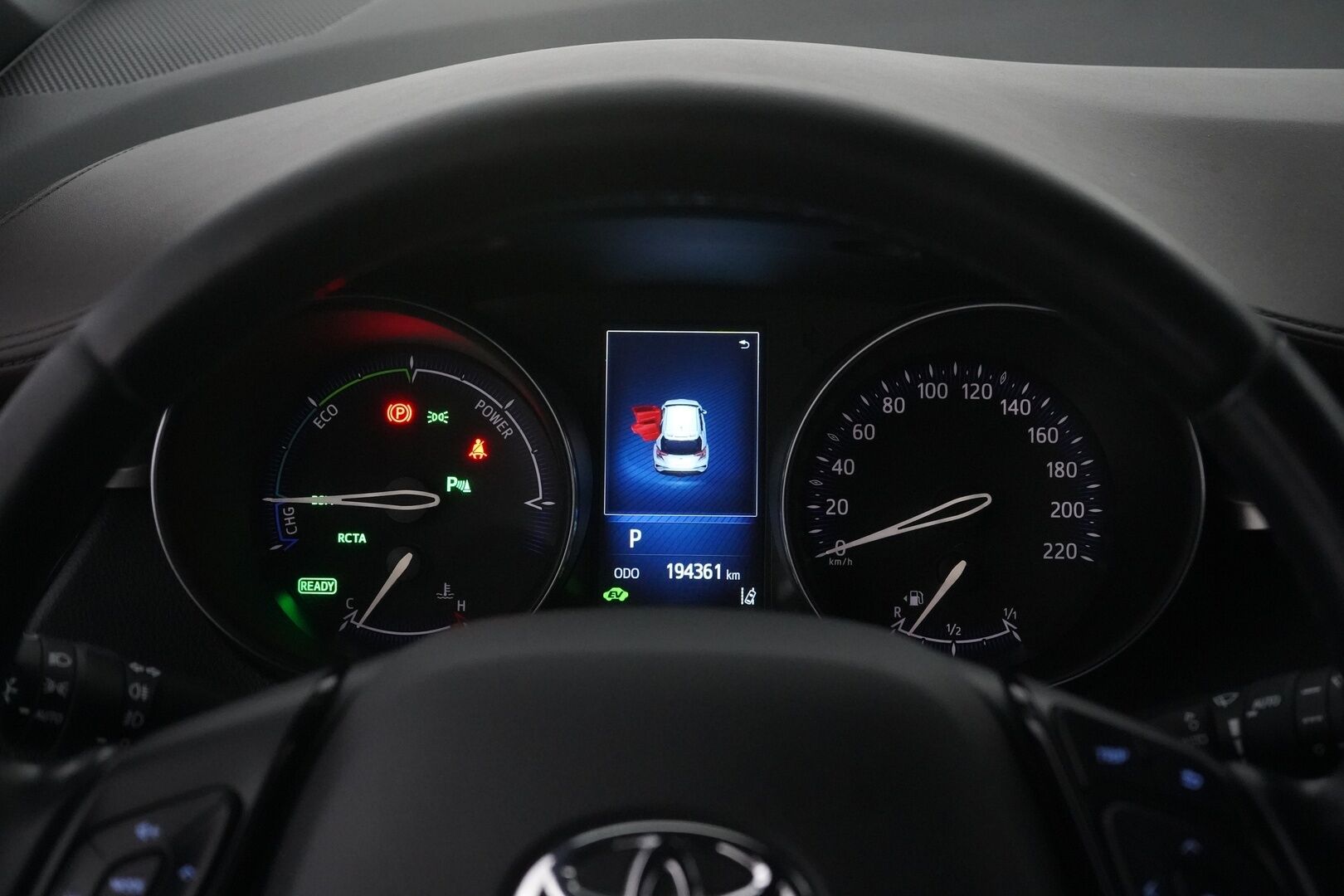 Toyota C-HR 2018 1.8 Hybrid Premium * ACC / JBL / Vetokoukku / Keyless / IPA / Sporttipenkki / Peruutuskamera * - Suomi-auto / Merkkihuollettu / 2x Toyotan vanteet / Huippuvarusteltu