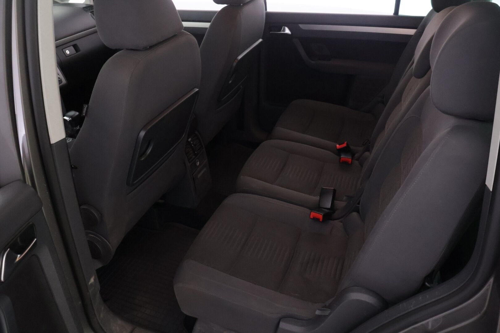 Volkswagen Touran 2007 2,0 TDI 103 kW DSG-autom. - YritysOutlet - Myydään vain yrityksille