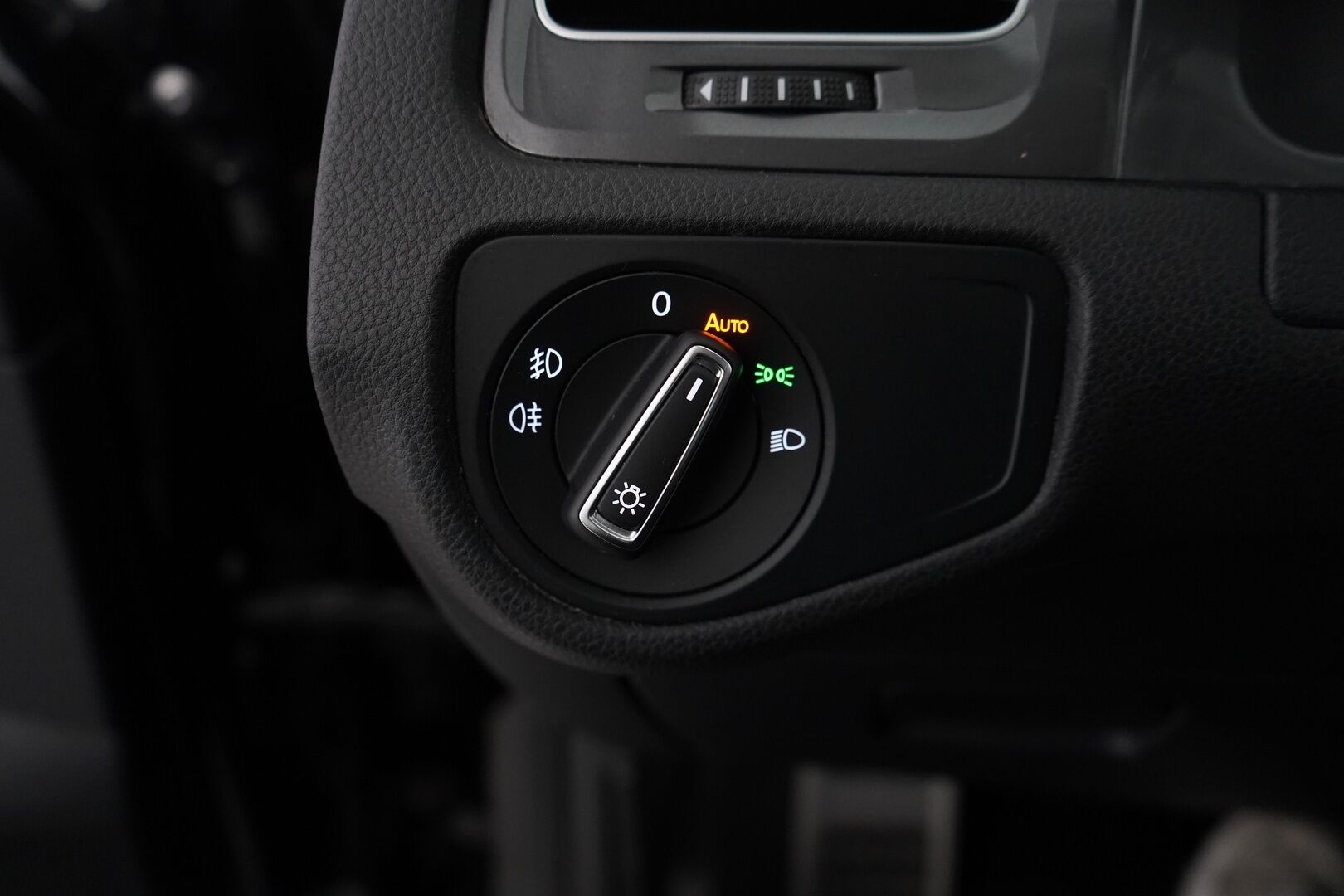 Volkswagen Golf 2016 Variant Alltrack 2,0 TDI 135 kW (184 hv) 4MOTION DSG-automaatti *ACC / Webasto / Koukku / Kamera / Navi* - Juuri katsastettu /Jakopää tehty 2023 / Suomi-auto / Kahdet vanteet / Juuri huollettu
