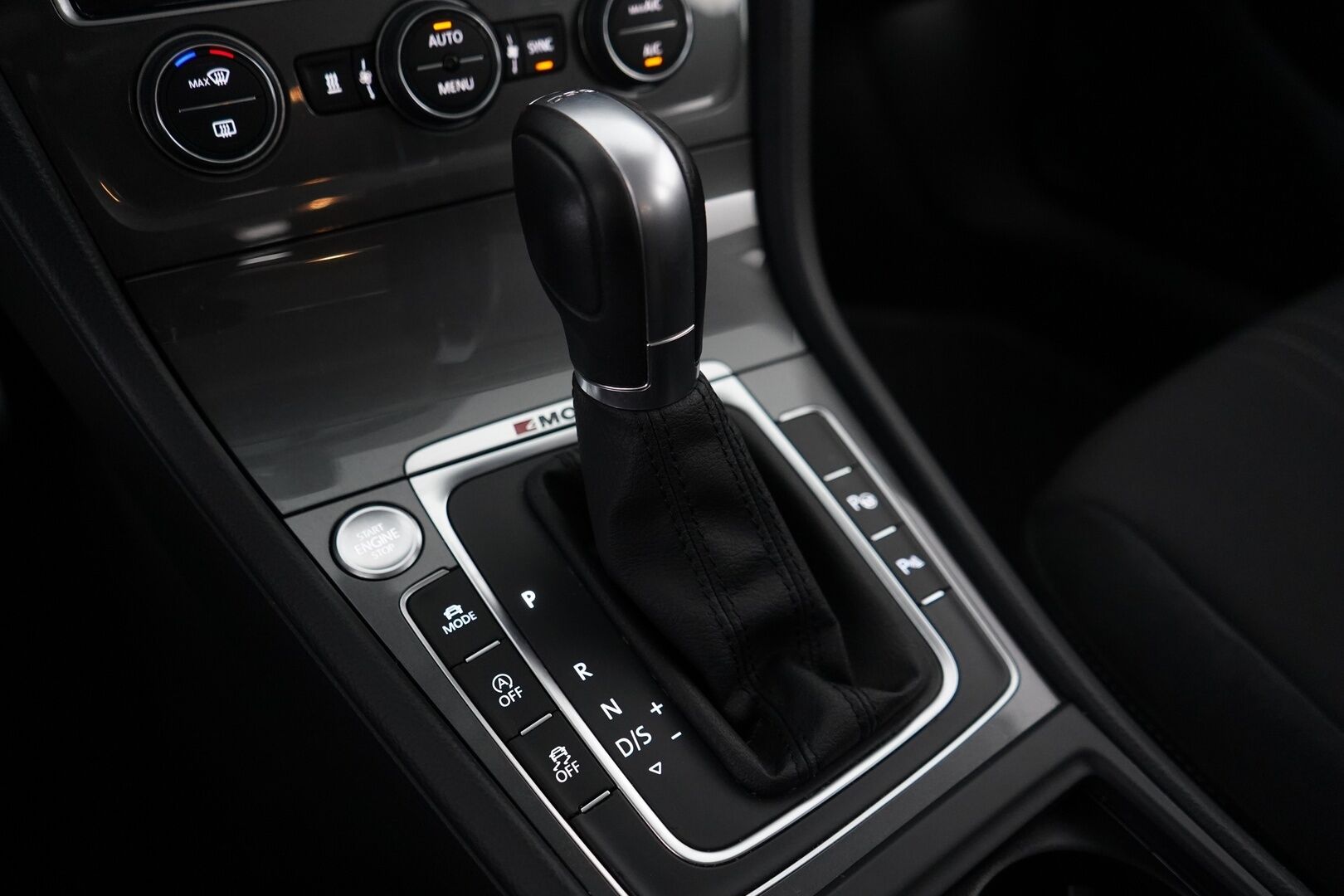 Volkswagen Golf 2016 Variant Alltrack 2,0 TDI 135 kW (184 hv) 4MOTION DSG-automaatti *ACC / Webasto / Koukku / Kamera / Navi* - Juuri katsastettu /Jakopää tehty 2023 / Suomi-auto / Kahdet vanteet / Juuri huollettu