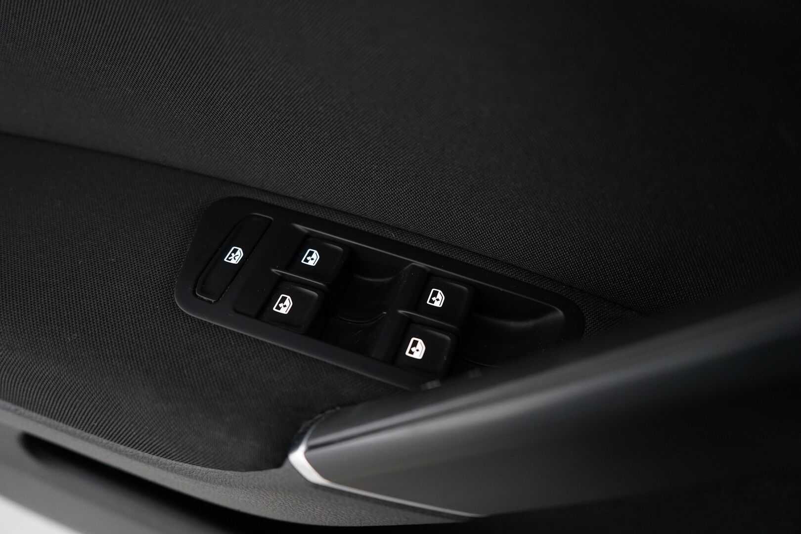 Volkswagen Golf 2016 Variant Alltrack 2,0 TDI 135 kW (184 hv) 4MOTION DSG-automaatti *ACC / Webasto / Koukku / Kamera / Navi* - Juuri katsastettu /Jakopää tehty 2023 / Suomi-auto / Kahdet vanteet / Juuri huollettu
