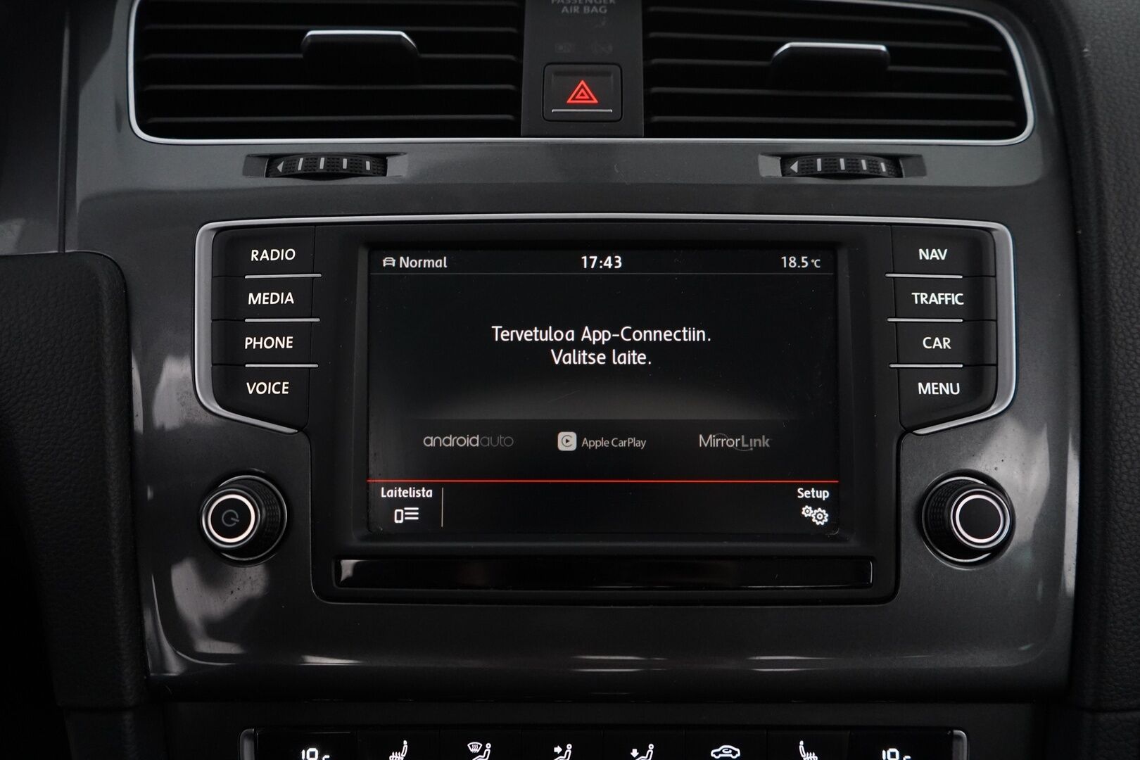Volkswagen Golf 2016 Variant Alltrack 2,0 TDI 135 kW (184 hv) 4MOTION DSG-automaatti *ACC / Webasto / Koukku / Kamera / Navi* - Juuri katsastettu /Jakopää tehty 2023 / Suomi-auto / Kahdet vanteet / Juuri huollettu