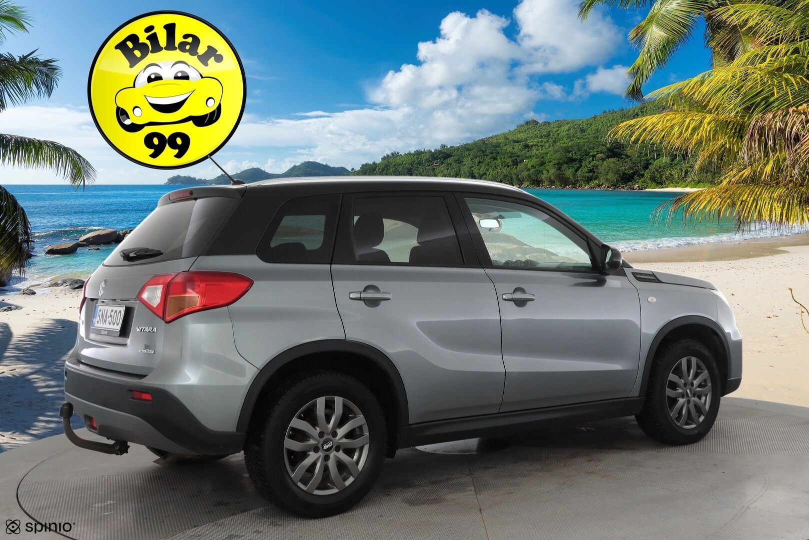 Suzuki Vitara 2016 1,6 VVT 4WD GL+ 5MT * ACC / P.kamera / Lohko+Sisä / Navi / Koukku / LED * - Suomi-auto / Kahdet renkaat aluvanteilla