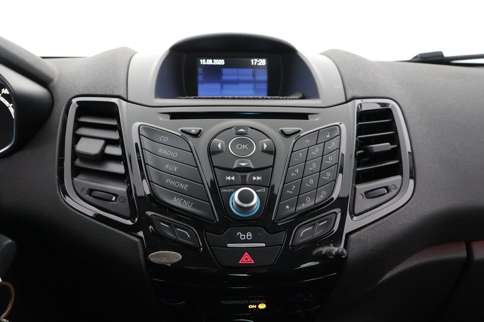 Ford Fiesta 2016 1,0 EcoBoost 100hv PowerShift A6 Titanium 5-ovinen - JAKOPÄÄ 09/24! / Hyvin huollettu ! / Juuri Leimattu! / Kahdet hyvät renkaat! HUUTOKAUPAT.COM
