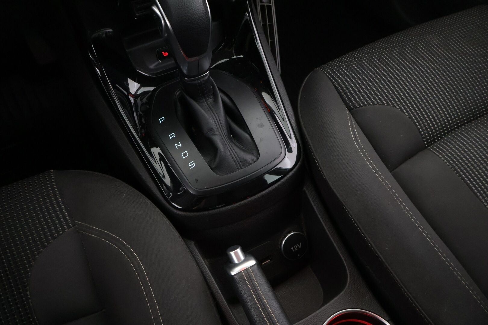 Ford Fiesta 2016 1,0 EcoBoost 100hv PowerShift A6 Titanium 5-ovinen - JAKOPÄÄ 09/24! / Hyvin huollettu ! / Juuri Leimattu! / Kahdet hyvät renkaat! HUUTOKAUPAT.COM