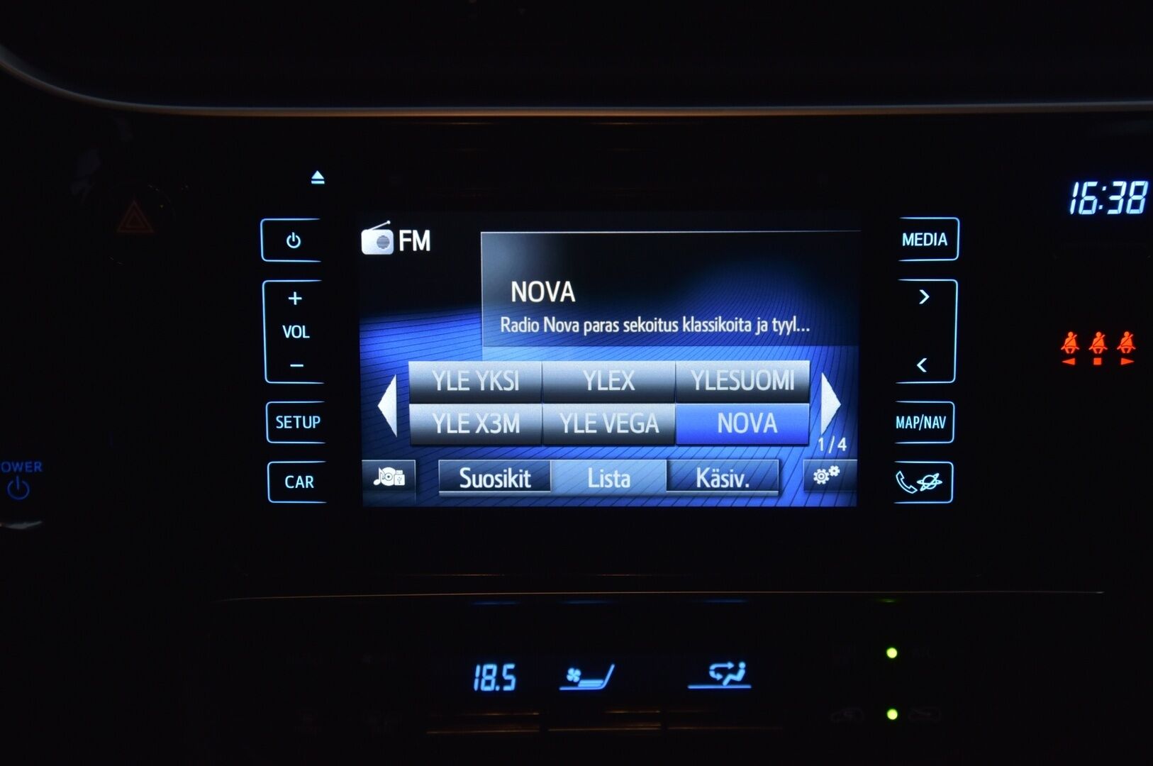 Toyota Auris 2016 Touring Sports 1,8 Hybrid Active **JUURI TULLUT!!! / Facelift! / Peruutuskamera / Vetokoukku / Vakkari / Xenon ** - *Juuri tullut* - Osta nyt, maksa vasta ensi vuonna