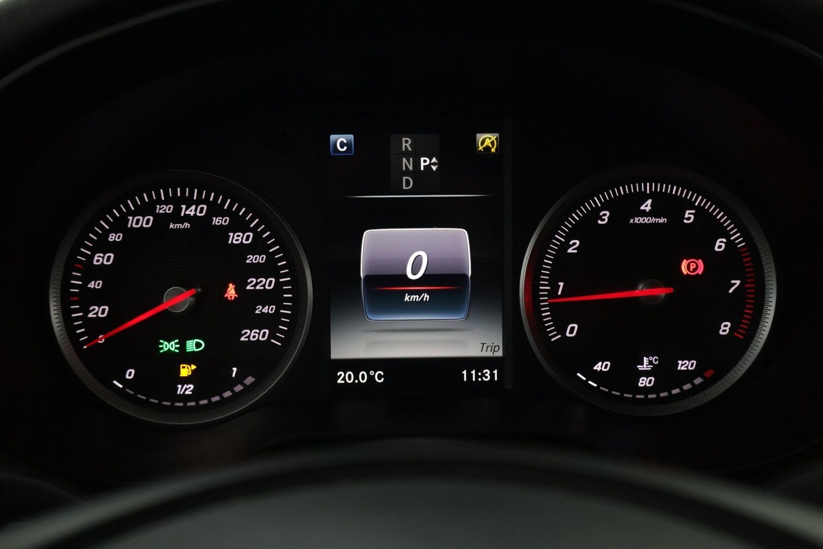 Mercedes-Benz C 2016 180 T A Premium Business - Juuri huollettu! | Suomi-auto | Vakkari | Lohko | ILS-LED | 2x Renkaat
