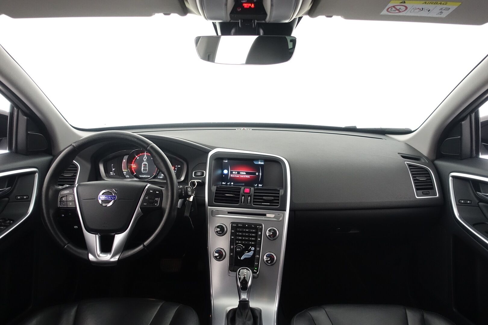 Volvo XC60 2017 XC60 D4 Summum aut - ** | Webasto | Digimittaristo | Panorama | Nahkasisusta | Suomi-auto | Ei Ad-blue | Tutkat | Muistipenkki | Keyless | Bluetooth | 2x renkaat & vanteet | **