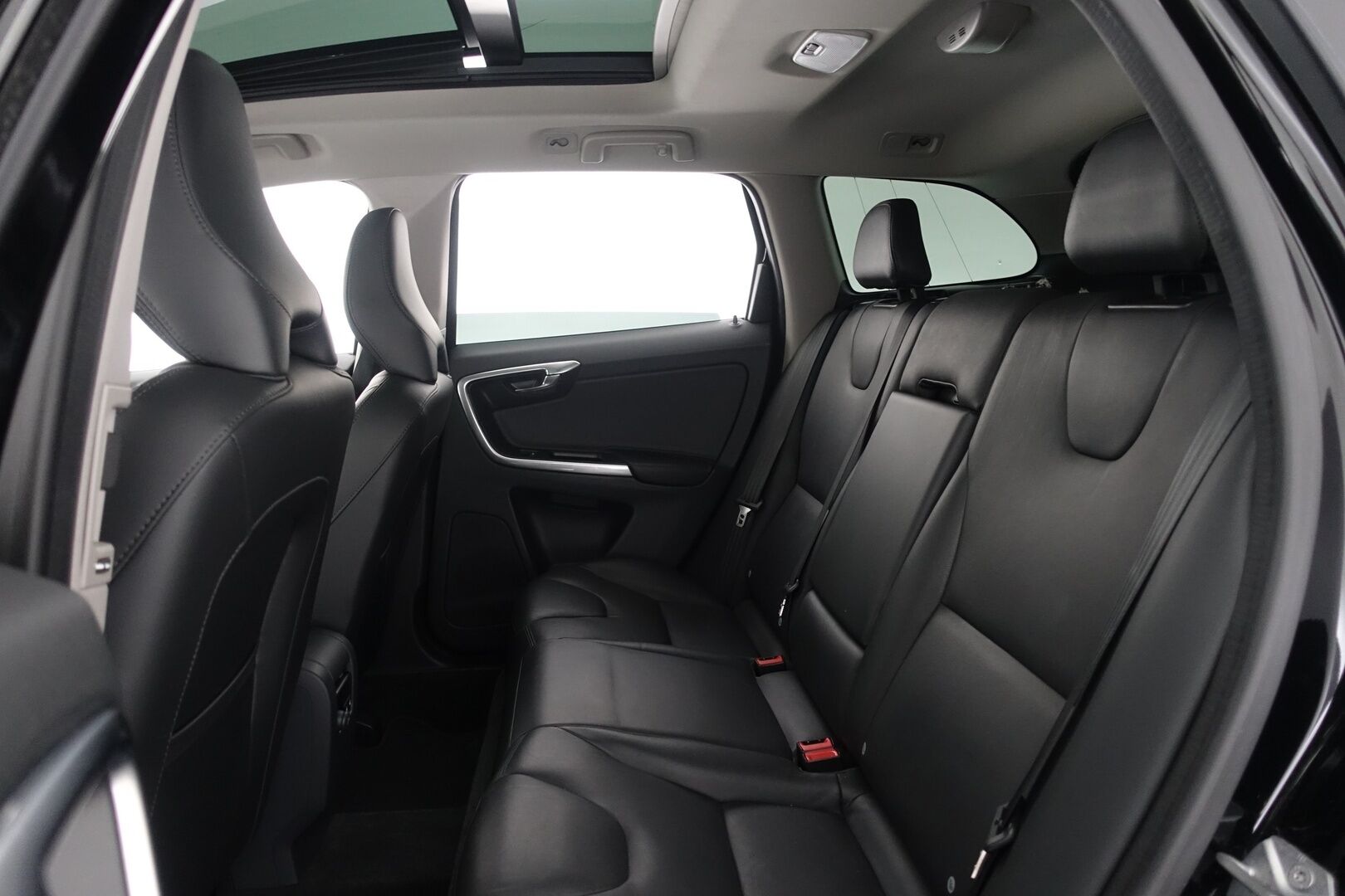 Volvo XC60 2017 XC60 D4 Summum aut - ** | Webasto | Digimittaristo | Panorama | Nahkasisusta | Suomi-auto | Ei Ad-blue | Tutkat | Muistipenkki | Keyless | Bluetooth | 2x renkaat & vanteet | **