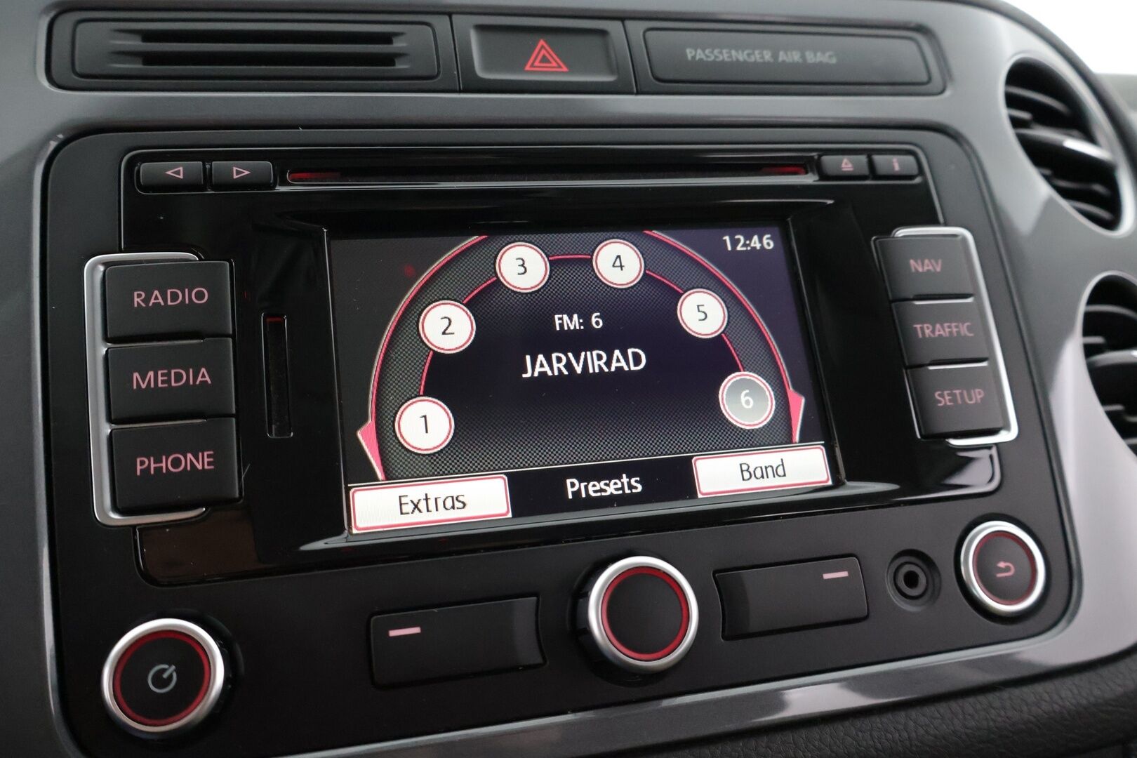 Volkswagen Tiguan 2011 Sport & Style 2,0 TDI 103 kW (140 hv) BlueMotion Technology 4MOTION DSG-aut ** Webasto / Vakkari / Koukku / Bluetooth