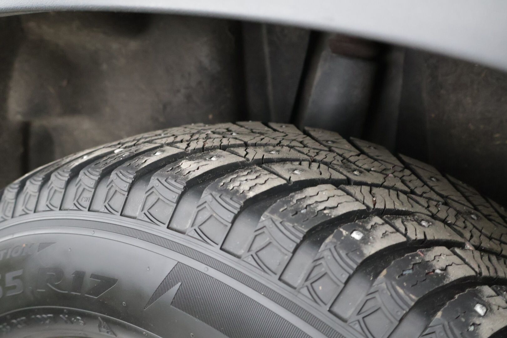 Volkswagen Tiguan 2011 Sport & Style 2,0 TDI 103 kW (140 hv) BlueMotion Technology 4MOTION DSG-aut ** Webasto / Vakkari / Koukku / Bluetooth