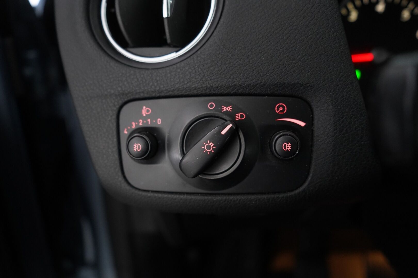 Ford Mondeo 2007 2,0 145 hv Trend M5 Wagon - YritysOutlet - Myydään vain yrityksille - Kahdet vanteet / Käyttöauto / Vetokoukku / Lohkolämmitin sisähaaralla