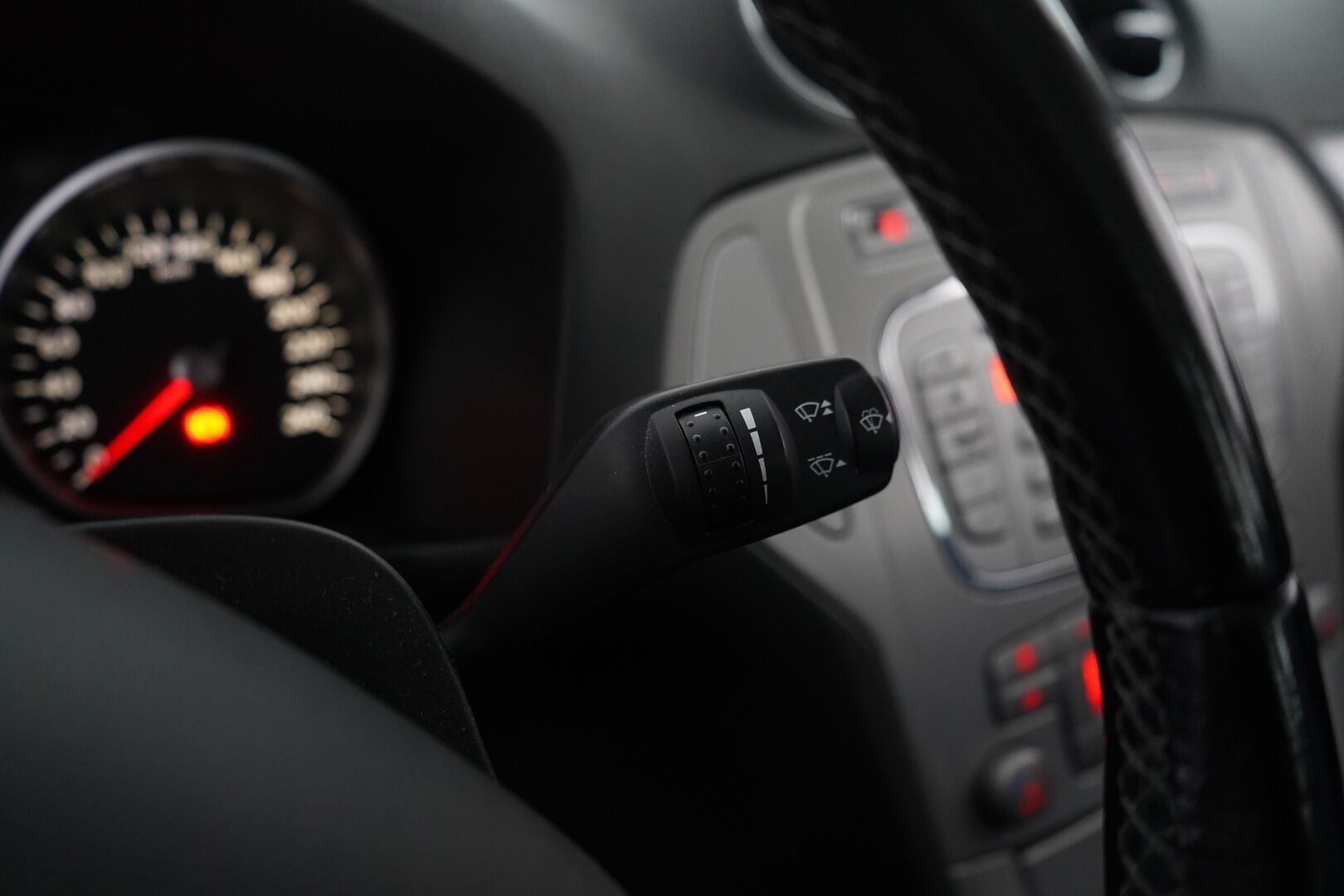 Ford Mondeo 2007 2,0 145 hv Trend M5 Wagon - YritysOutlet - Myydään vain yrityksille - Kahdet vanteet / Käyttöauto / Vetokoukku / Lohkolämmitin sisähaaralla