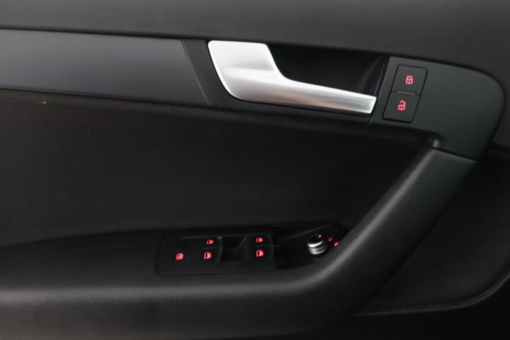 Audi A3 2012 Sportback Attraction Business 1,6 TDI e (DPF) 77 kW Start-Stop - *Myydään huutokaupat.com* - KORKO VAIN 3,99 %