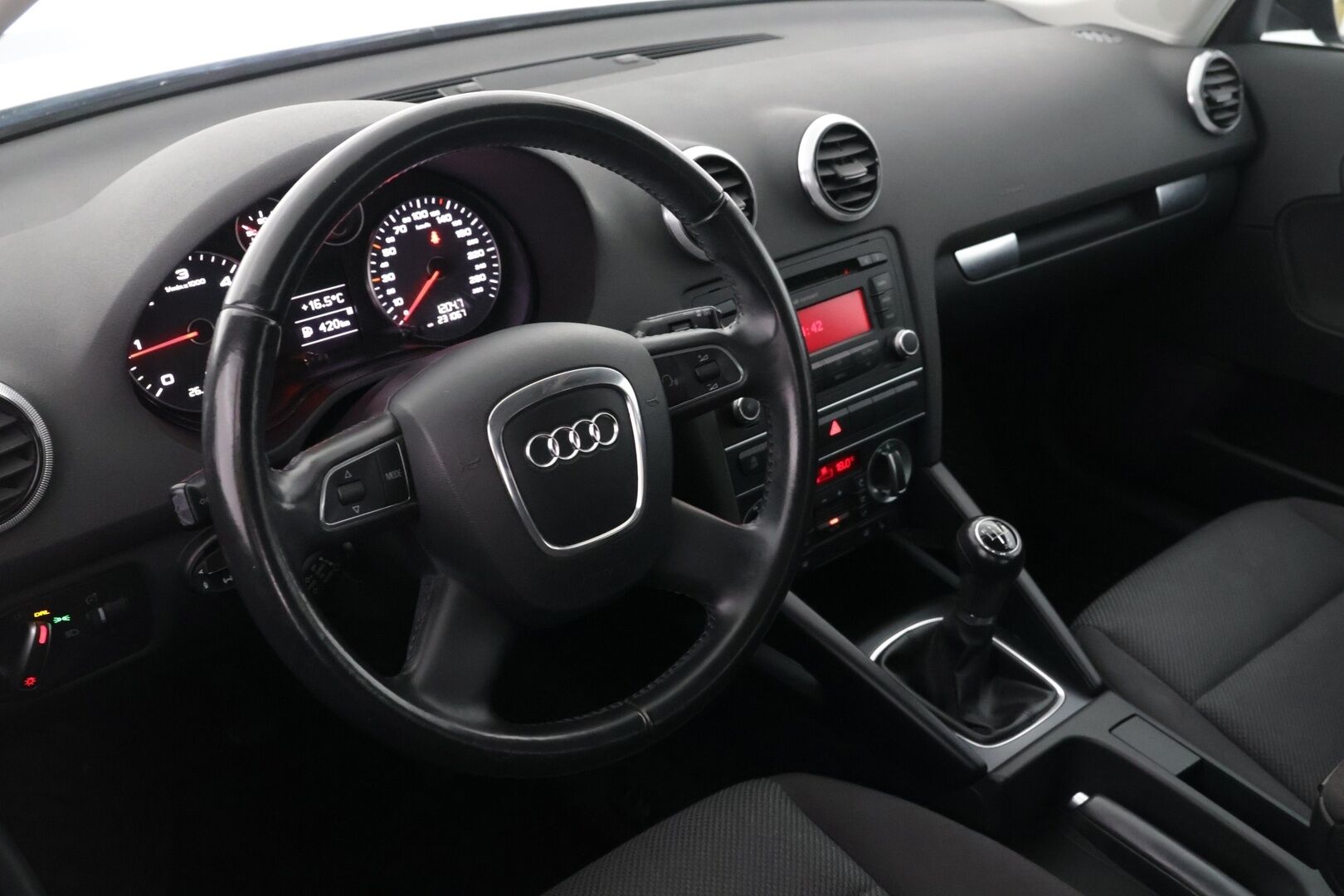 Audi A3 2012 Sportback Attraction Business 1,6 TDI e (DPF) 77 kW Start-Stop - *Myydään huutokaupat.com* - KORKO VAIN 3,99 %