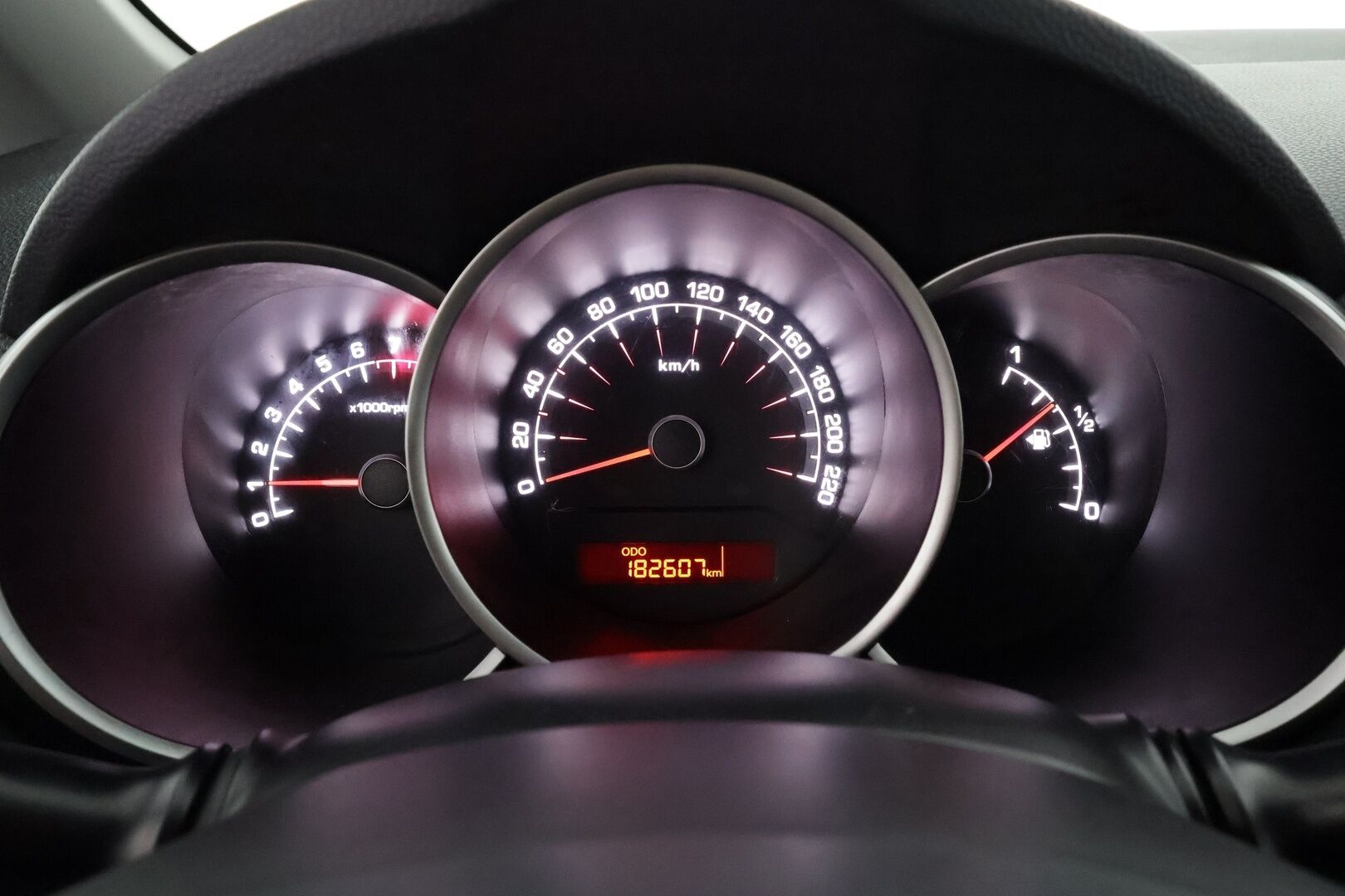 Kia Venga 2016 1,6 ISG TX 5D EcoDynamics - | Vakkari | P.Kamera | LED | Bluetooth | Suomi-auto | Kahdet Renkaat |