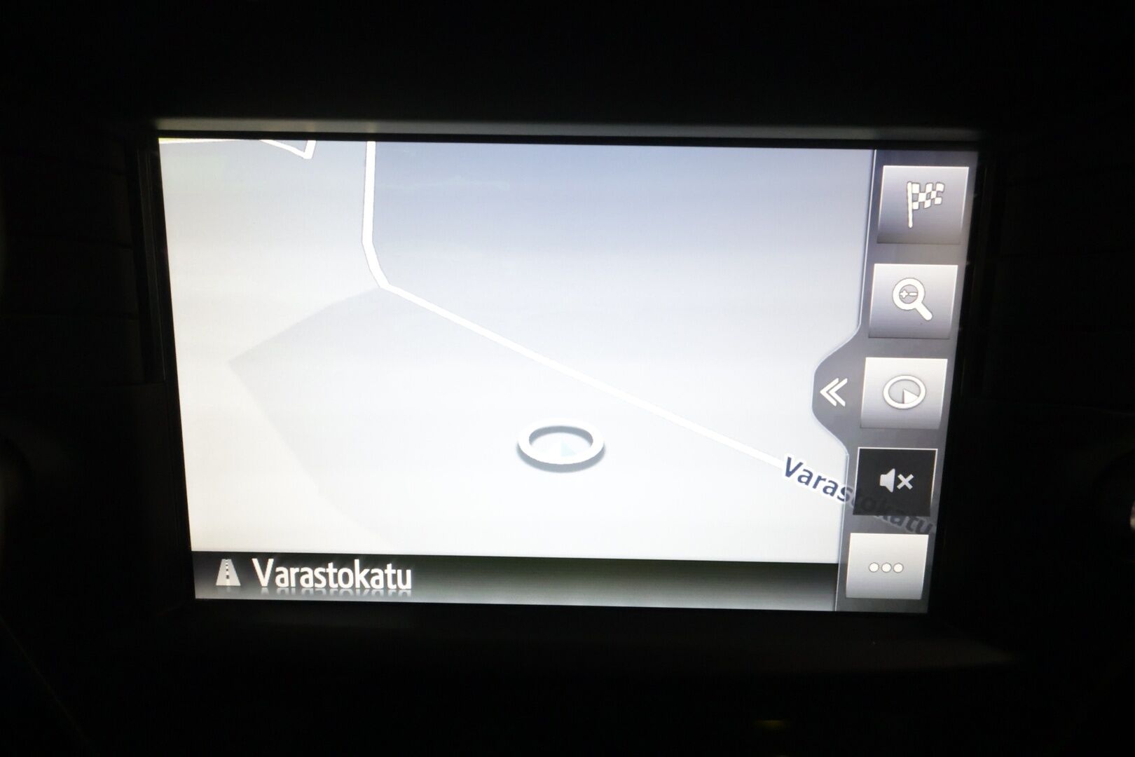 Toyota Avensis 2016 2,0 Valvematic Premium Touring Sports Multidrive S **Muistipenkki / Panorama / P.kamera / Nahkaverhoilu / LED** - Merkkihuollettu / Kahdet renkaat aluvanteilla